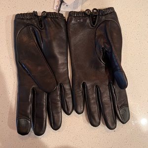 Coach tech gloves, size 7 new with tags
